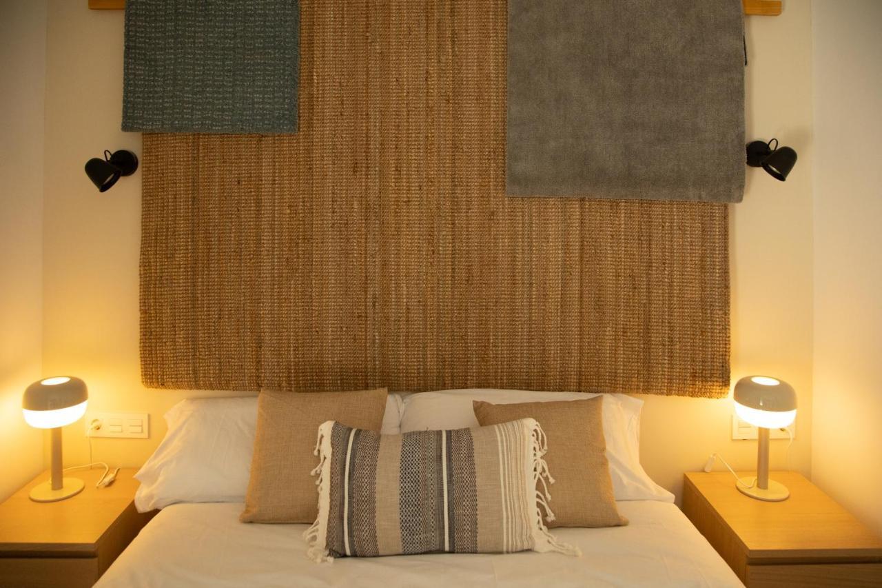 Hotel Los Alamos Boutique プラセンシア エクステリア 写真