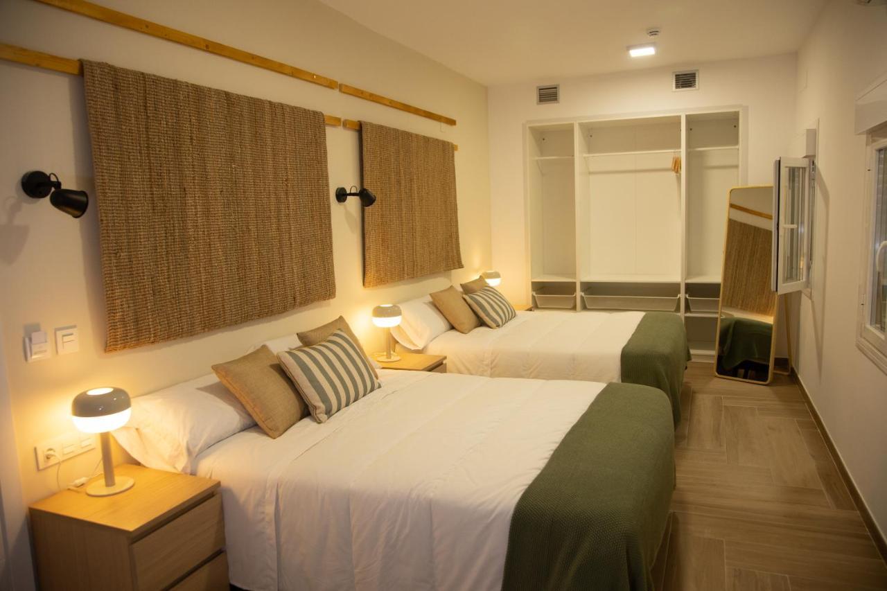 Hotel Los Alamos Boutique プラセンシア エクステリア 写真